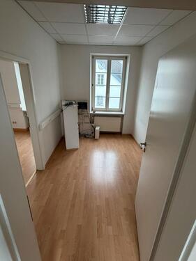 Foto - 4 Zimmer Etagenwohnung zur Miete in Saarbrücken