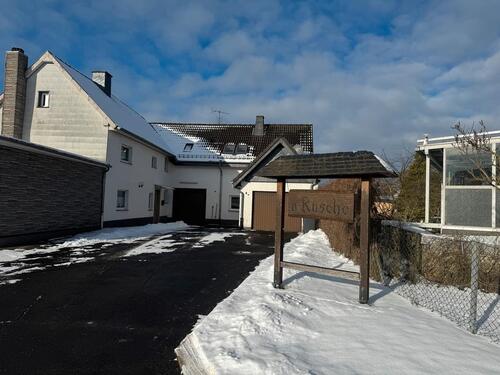 Foto - 3 Familienhaus mit Potenzial - 450.000,00&nbsp;EUR Kaufpreis, ca.&nbsp; 335,00&nbsp;m&sup2;