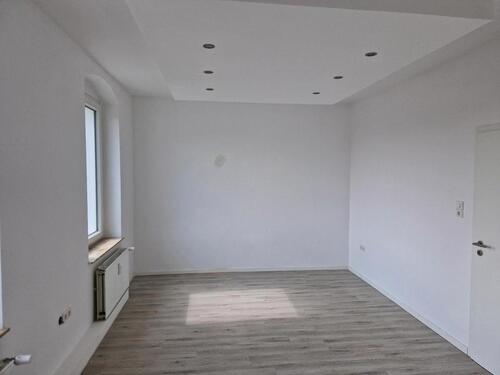 Foto - 4Zimmer Wohnung - 1.100,00&nbsp;EUR Kaltmiete, ca.&nbsp; 83,00&nbsp;m&sup2;