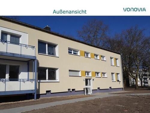 Foto - Überzeugen Sie sich selbst: Schöne renovierte 2,5 Raum Wohnung mit Tageslichtbad + Balkon!