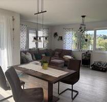 Neuwertige 4-Zimmer Wohnung mit Balkon in Eitelborn