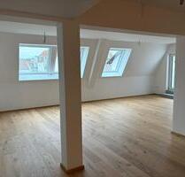 Lichtdurchflutete, barrierefreie 3-Zimmer-Neubauwohnung mit Balkon - Babenhausen