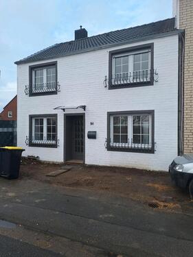 Foto - Haus zu vermieten - 1.350,00&nbsp;EUR Kaltmiete, ca.&nbsp; 117,00&nbsp;m&sup2;