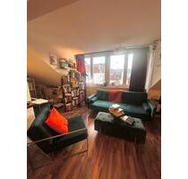 Besondere DG-Wohnung unmittelbar am Berliner Platz - Würzburg Dürrbachau