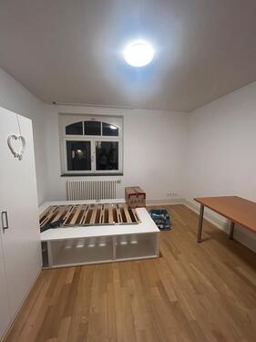 Foto - 1 Zimmer Erdgeschoßwohnung zur Miete in Stuttgart