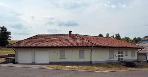 Foto - Freistehender Winkelbungalow mit Panorama-Blick, FOHREN-LINDEN