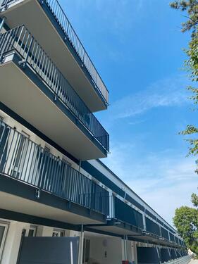 Foto - Erstbezug: 2,5 Zimmer mit Dachterrasse, EBK und TG