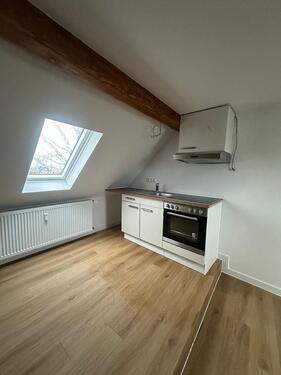 Foto - 2 Zimmer DG Wohnung in *zentraler Lage* zu vermieten