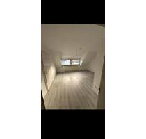 2 Zimmer Wohnung in Bad Cannstatt - Stuttgart
