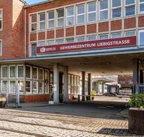 Geräumige Lagerfläche im Gewerbezentrum Liebigstrasse - Oststeinbek