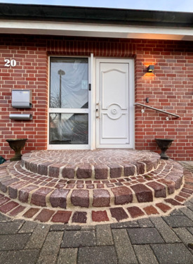 Foto - Freistehendes Einfamilienhaus 