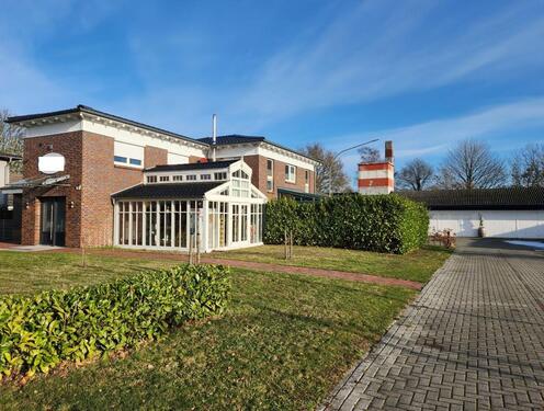 Foto - 10 Zimmer Mehrfamilienhaus, Wohnhaus zum Kaufen in Varel