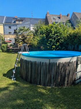 Foto - Stadthaus mit moderner Energietechnik & Pool - provisionsfrei!