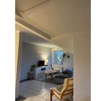 Schöne 3 Zimmer DG Wohnung mit Einbauküche und Balkon - Münster Gievenbeck