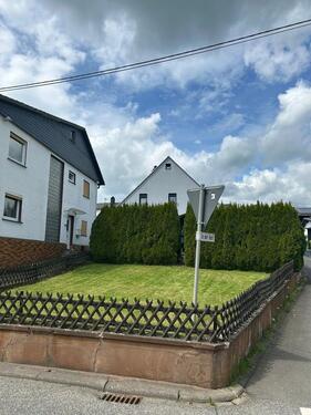 Foto - Mehrfamilienhaus, Wohnhaus in Hellenhahn-Schellenberg zum Kaufen