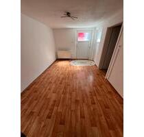 2 Zimmer Wohnung in Teublitz - 640,00&nbsp;EUR Kaltmiete, ca.&nbsp; 40,00&nbsp;m&sup2; in Teublitz (PLZ: 93158)