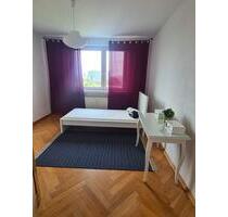 Zimmer mit schönem Blick auf Berlin