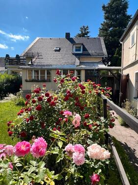 Foto - Nostalgisches freistehendes Einfamilienhaus mit großem Garten