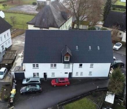 Foto - Mehrfamilienhaus, Neu Renoviert
