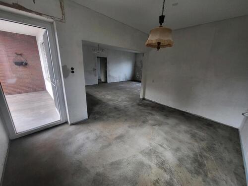 Foto - 4 Zimmerwohnung mit Garten und Garage - RENOVIERT mit WÄRMEPUMPE