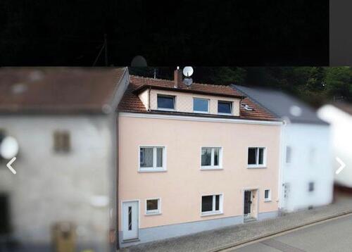 Foto - 4 Zimmer Mehrfamilienhaus, Wohnhaus zum Kaufen in Beckingen