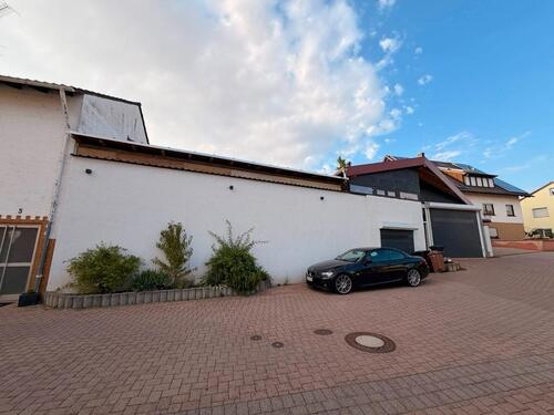 Foto - Wohnen, Arbeiten, Werkeln: Zwei Häuser, 90 m² Werkstatt