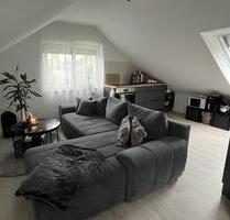 Helle 2-Zimmer Dachgeschosswohnung - 2022 saniert - Wiesloch