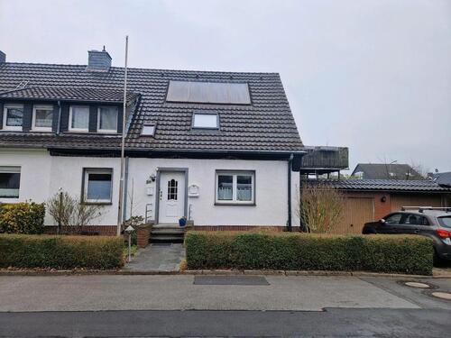 Foto - Doppelhaushälfte mit attraktiven Mieteinnahme bei vermietetem OG