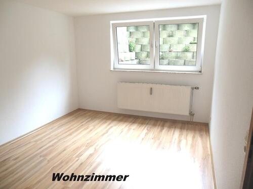 Foto - Helle 3-Zimmer-Souterrain-Wohnung mit ca. 74 m² in ruhiger Lage v