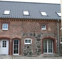 Großzügige Erdgeschosswohnung mit Terrasse frei ab 1.8. - Steinhöfel