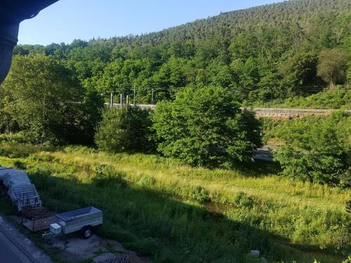 Foto - Doppelhaushälfte + 3 Garagen + 547 m² Grundstück + Hausberg