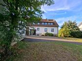 Foto - MFH in Herrenberg mit viel Platz auch für WerkstattAutos.