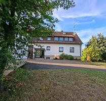 MFH in Herrenberg mit viel Platz auch für WerkstattAutos.