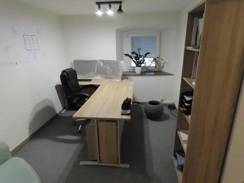 Foto - Büroräume zu vermieten - 300,00 EUR Kaltmiete, ca.  50,00 m²