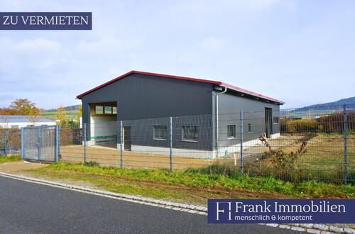 Foto - Teilfläche einer abgetrennten Lagerhalle in Chamerau!!!