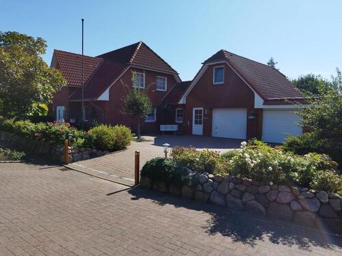 Foto - Friesenhaus in Büsum. Endlich leben am Meer.
