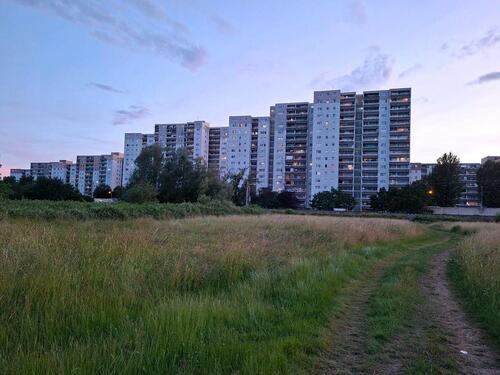 Foto - 4,5 Zimmer Whg. in Frankfurt- Dietzenbach komplett neu saniert.