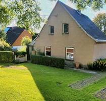 Baufälliges Haus mit Grundstück - Oederan