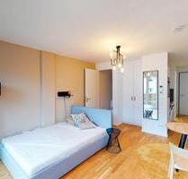 … und vom Skyline-Deck der Rundumblick - Frankfurt am Main Bornheim