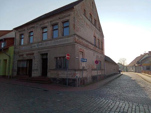 Foto - Wohn und Geschäftshaus zu verkaufen