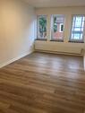 Foto - Sonnige, helle 2-Zimmer-Whg., renoviert, EBK, zentrale Lage