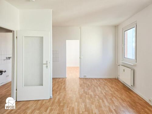 Foto - Helle 2-Raum-Wohnung über den Dächern der Stadt – citynah & sofort bezugsfertig