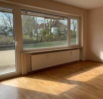 4-Zimmer Wohnung in Top-Lage in Höchberg mit Pool & Sauna