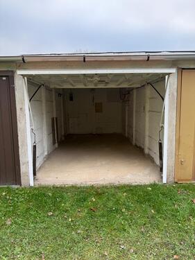 Foto - Garage zu Vermieten Kutusowstraße