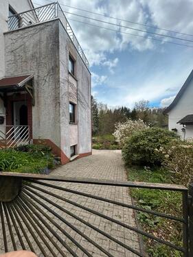 Foto - 10 Zimmer Mehrfamilienhaus, Wohnhaus zum Kaufen in Ottweiler