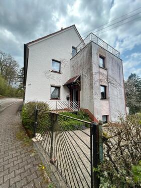 Foto - 10 Zimmer Mehrfamilienhaus, Wohnhaus in Ottweiler