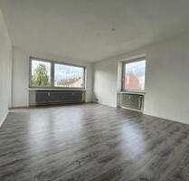 3ZKB, renoviert, EBK, 2. OG mit Balkon - TondeichSchulstraße - Wilhelmshaven Altengroden