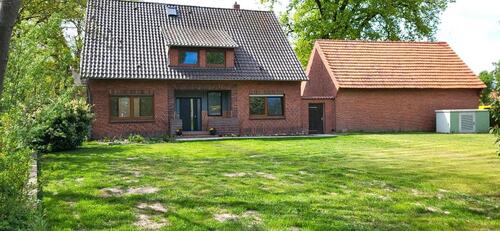 Foto - Zweifamilienhaus zu verkaufen - 340.000,00&nbsp;EUR Kaufpreis, ca.&nbsp; 197,00&nbsp;m&sup2;