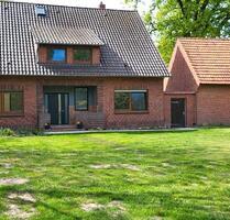 Zweifamilienhaus zu verkaufen - 340.000,00&nbsp;EUR Kaufpreis, ca.&nbsp; 197,00&nbsp;m&sup2; in Stolzenau (PLZ: 31592)