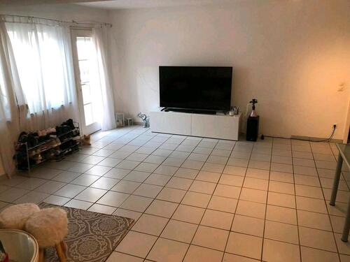 Foto - 2 Zimmer Wohnung 75qm Stadecken-Elsheim ab 01.06 zu VERMIETEN